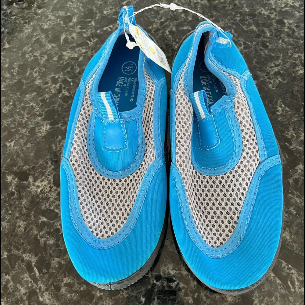 Tracking Kids Blue Slip On Comfort Sandals Clogs Water Shoes Size 13/1 (boys?)